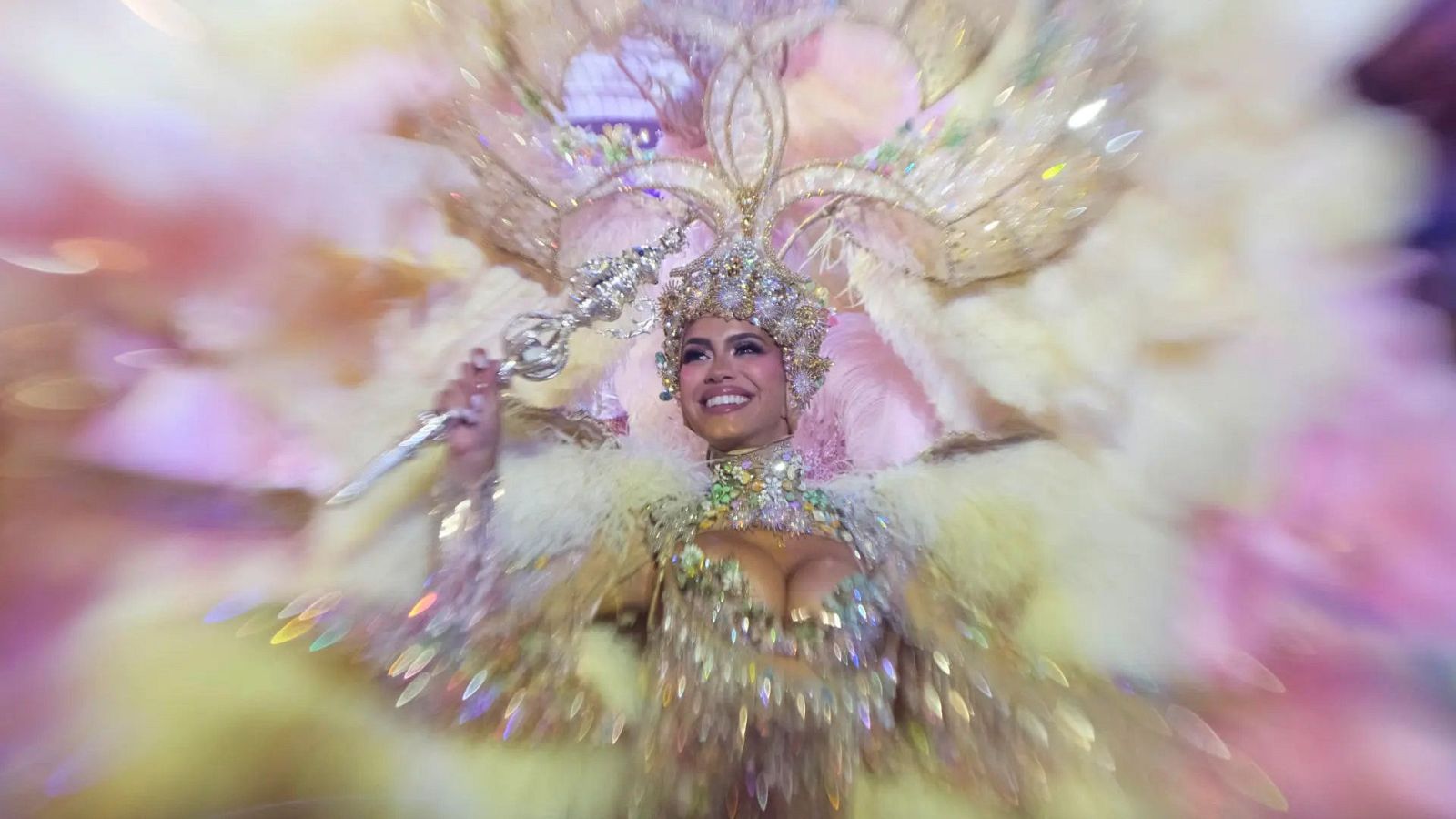 Coral Gutiérrez, elegida Reina del Carnaval de Las Palmas de Gran Canaria 2025.