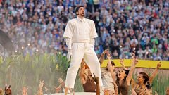 El manifiesto político de Bad Bunny de 13 minutos en la Super Bowl: "Qué rico es ser latino"