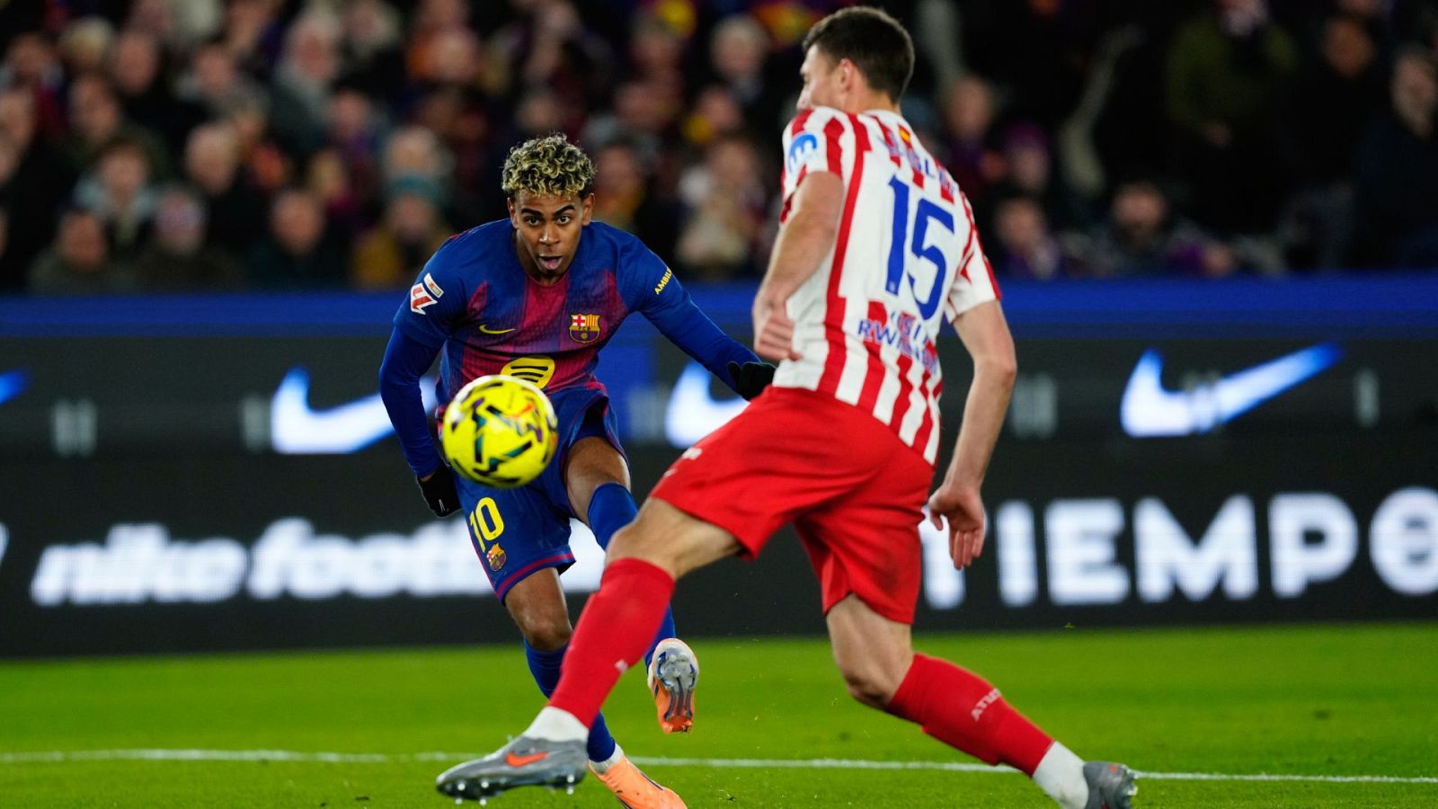 F.C. Barcelona - Atlético de Madrid, en un partido de Liga