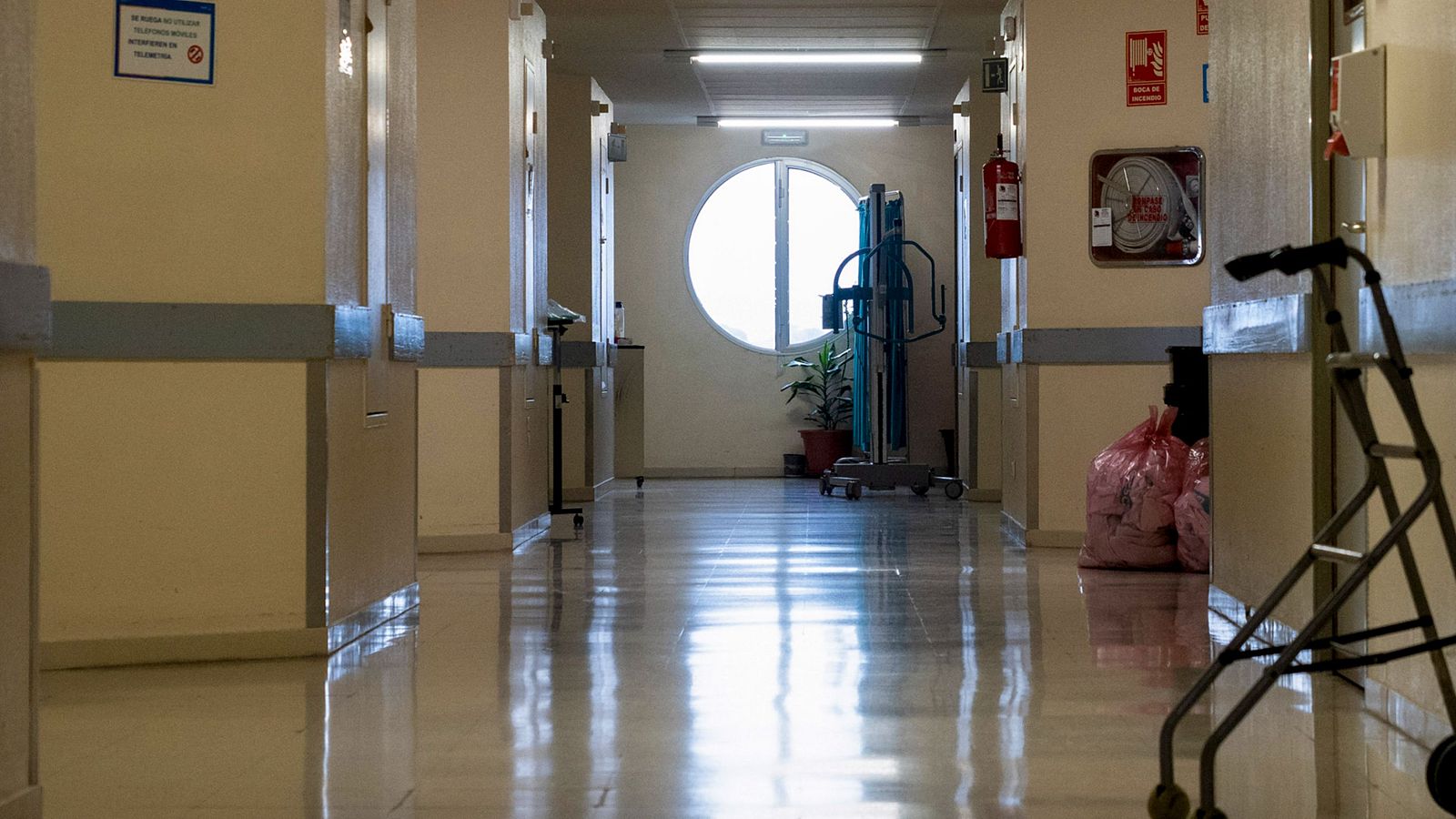 Pasillo vacío en el Hospital Virgen de la Luz de Cuenca