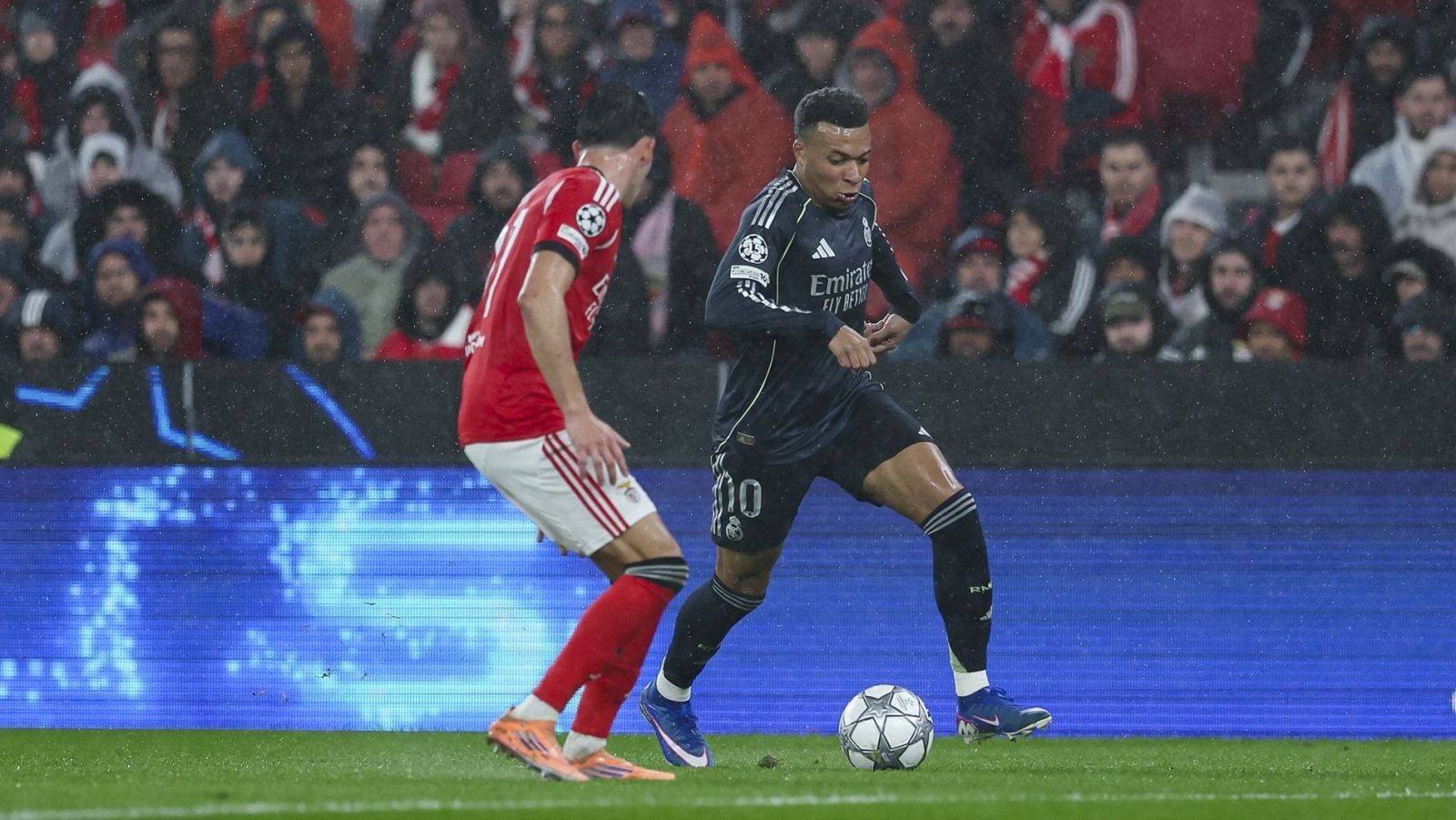 Mbappé regresará a la titularidad ante el Benfica