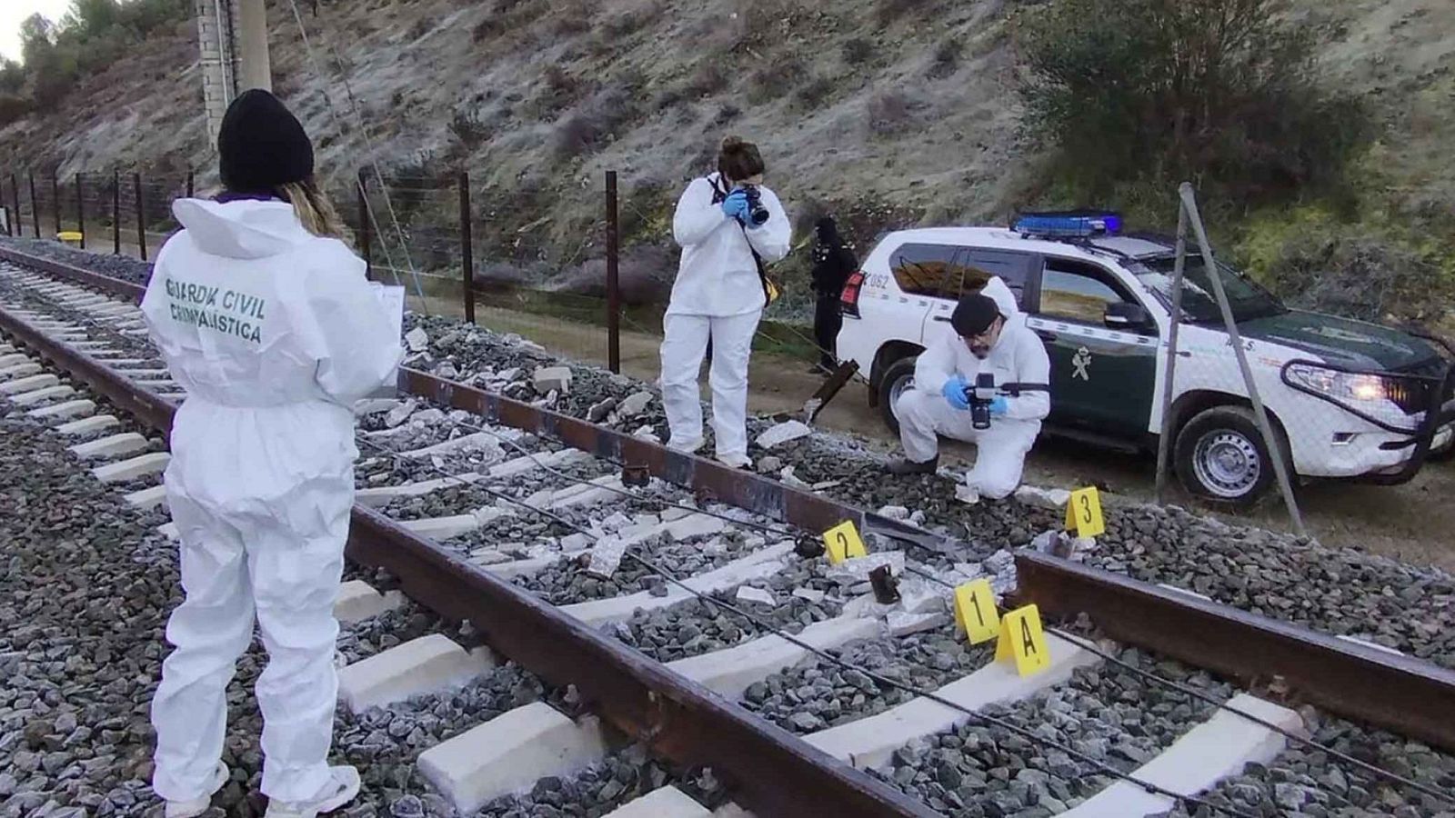 La Guardia Civil ve la rotura del carril o la soldadura como causa del accidente de Adamuz