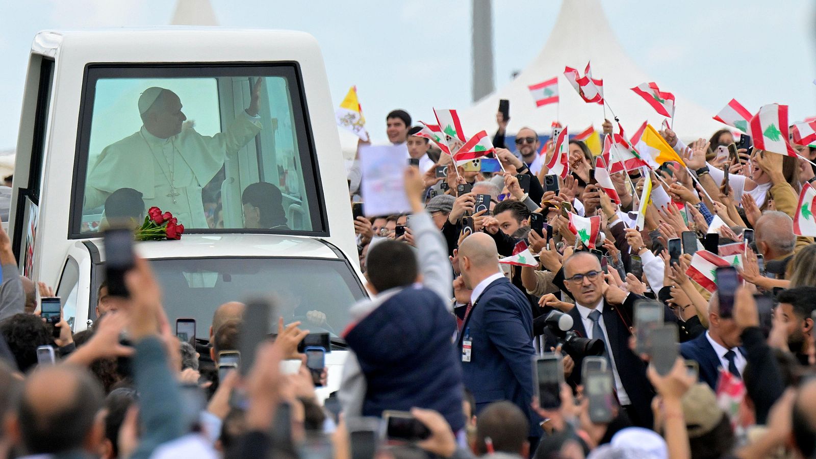 León XIV durante su viaje apostólico a Líbano en diciembre de 2025