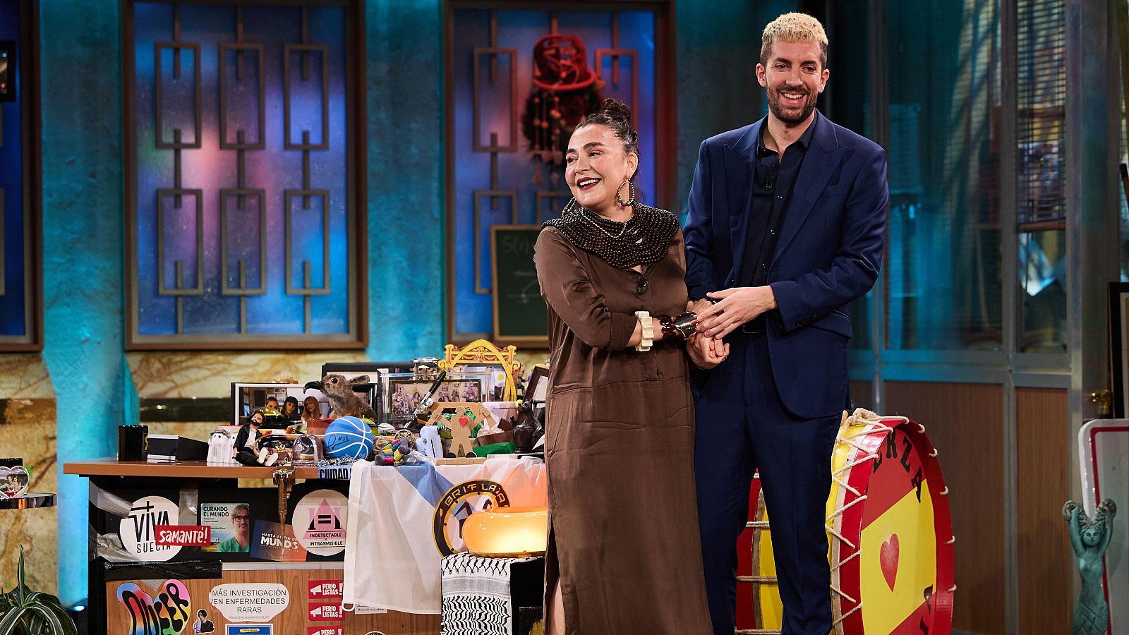 Candela Peña y David Broncano en La Revuelta 23/02/26