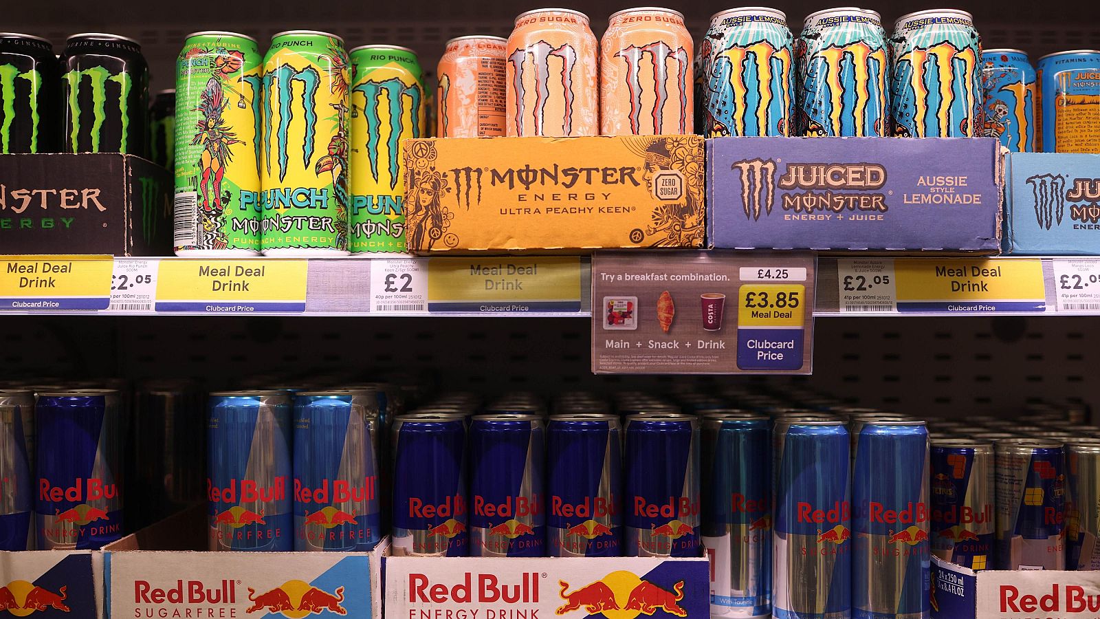 Bebidas energéticas en Reino Unido, que también anunció la prohibición de su venta a menores de 16