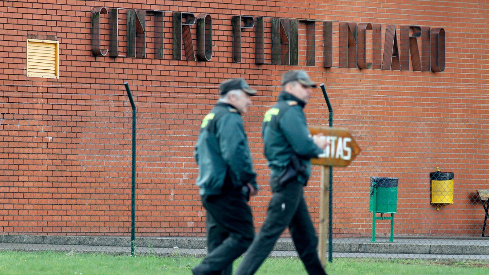 La prisión permanente revisable, a debate en la sociedad y en el Congreso de los Diputados.