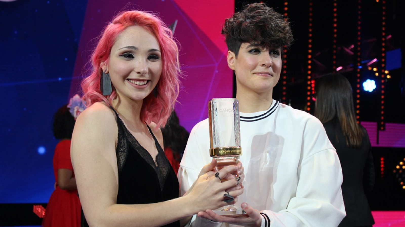 Portugal: Cláudia Pascoal canta "O jardim"