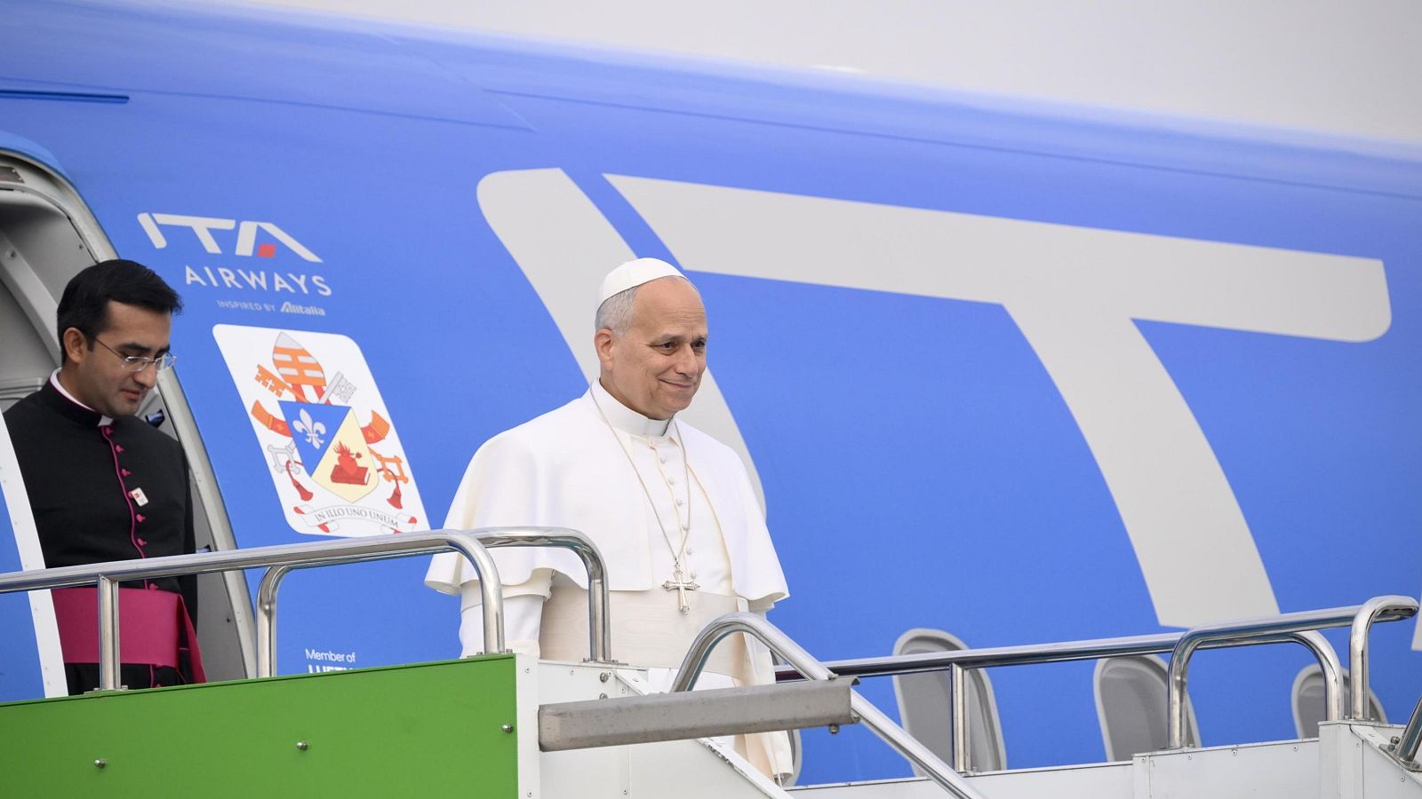 El papa León XIV llega en avión a Turquía durante su primer viaje apostólico realizado en noviembre de 2025