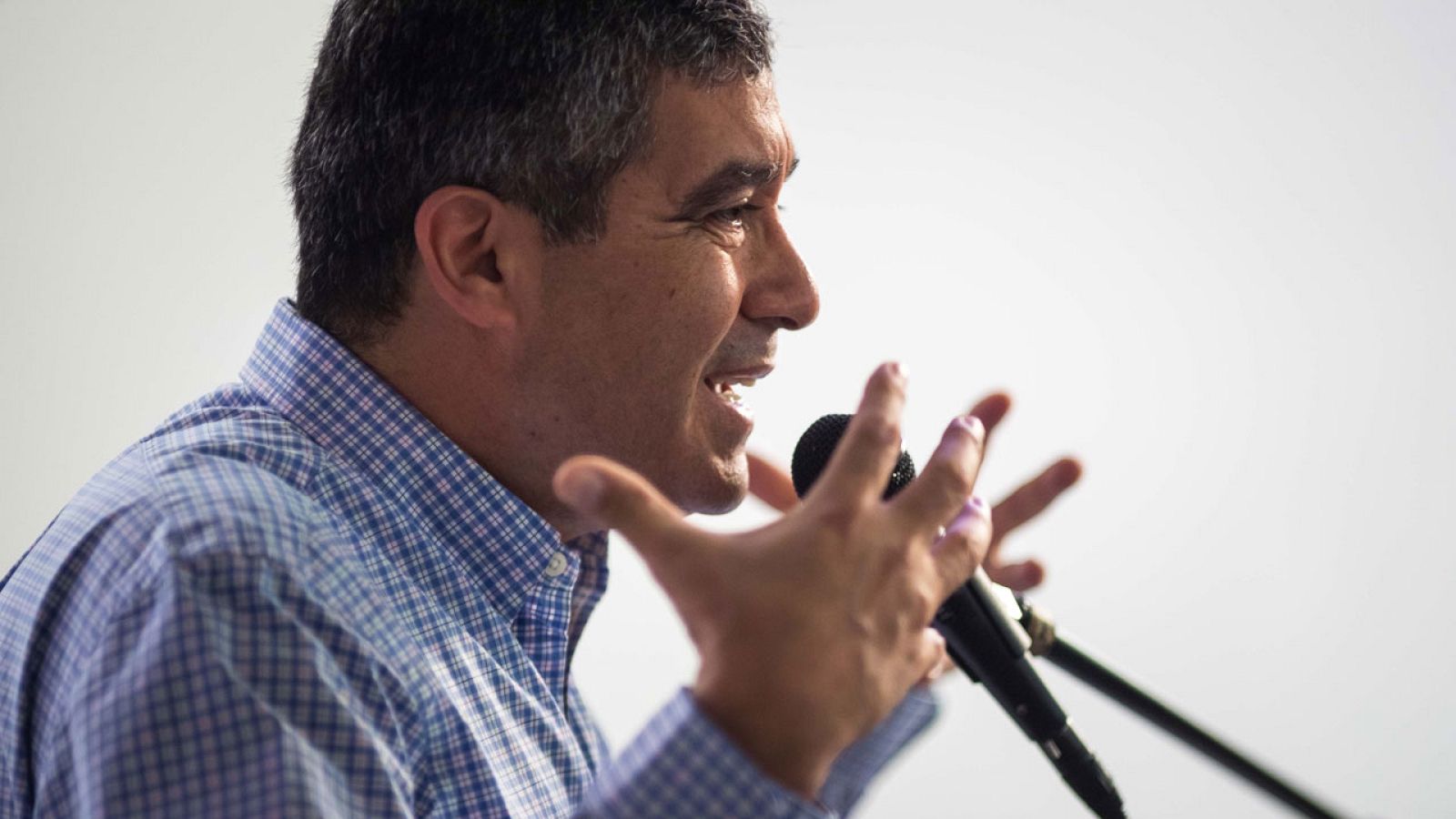 El Servicio de inteligencia detiene al exministro disidente del chavismo