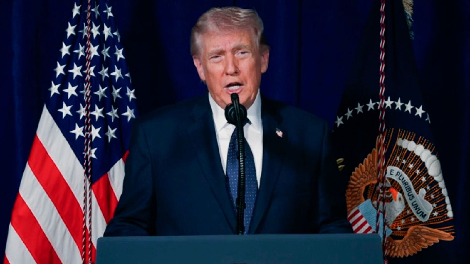 Trump promete venganza tras las muertes de estadounidenses en Irán, pero reconoce que habrá más: "Así son las cosas"