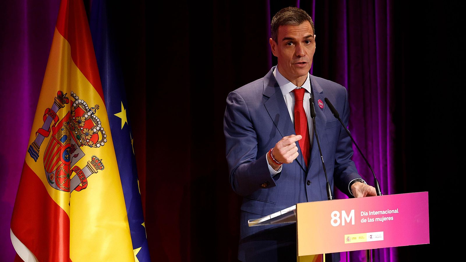 El presidente del Gobierno, Pedro Sánchez clausura el acto institucional con motivo del Día Internacional de las Mujeres, este miércoles en Madrid