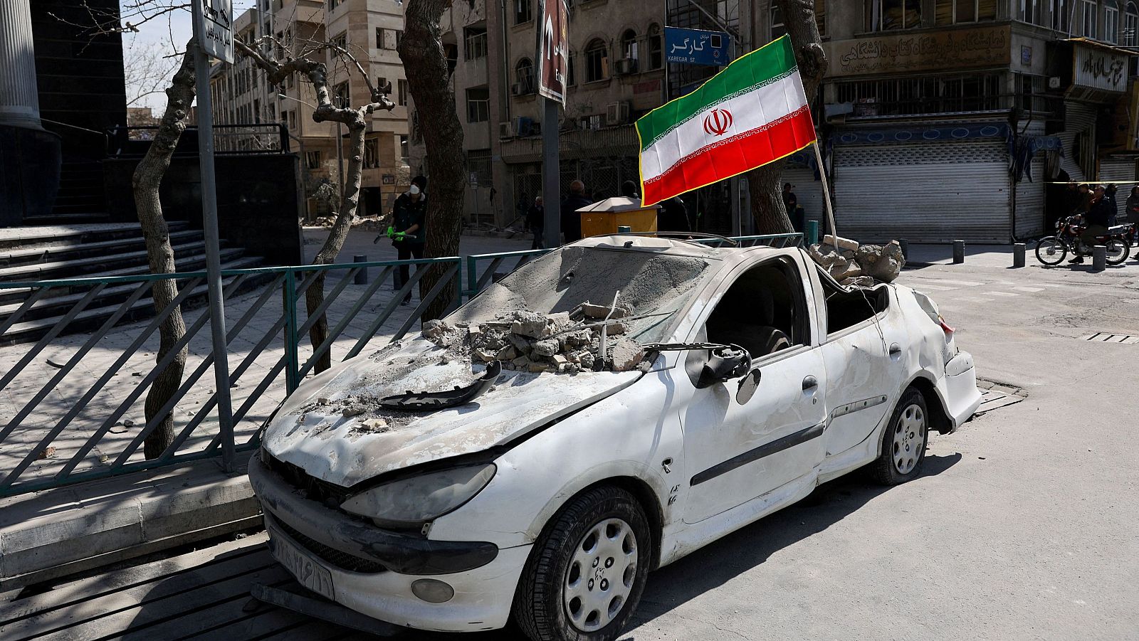 Un primer grupo de españoles sale de Irán