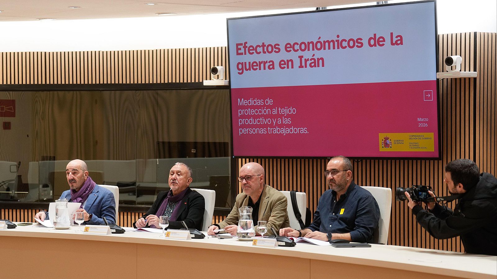 Trabajo abrirá una mesa con los agentes sociales para seguir el impacto del conflicto en Oriente Medio