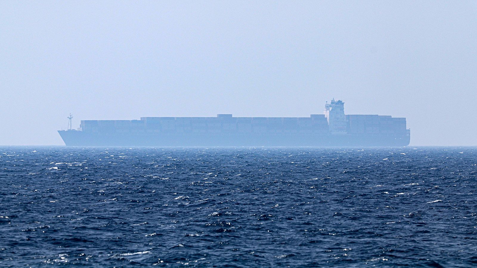 Greenpeace advierte del riesgo medioambiental de los vertidos de petróleo en el estrecho de Ormuz