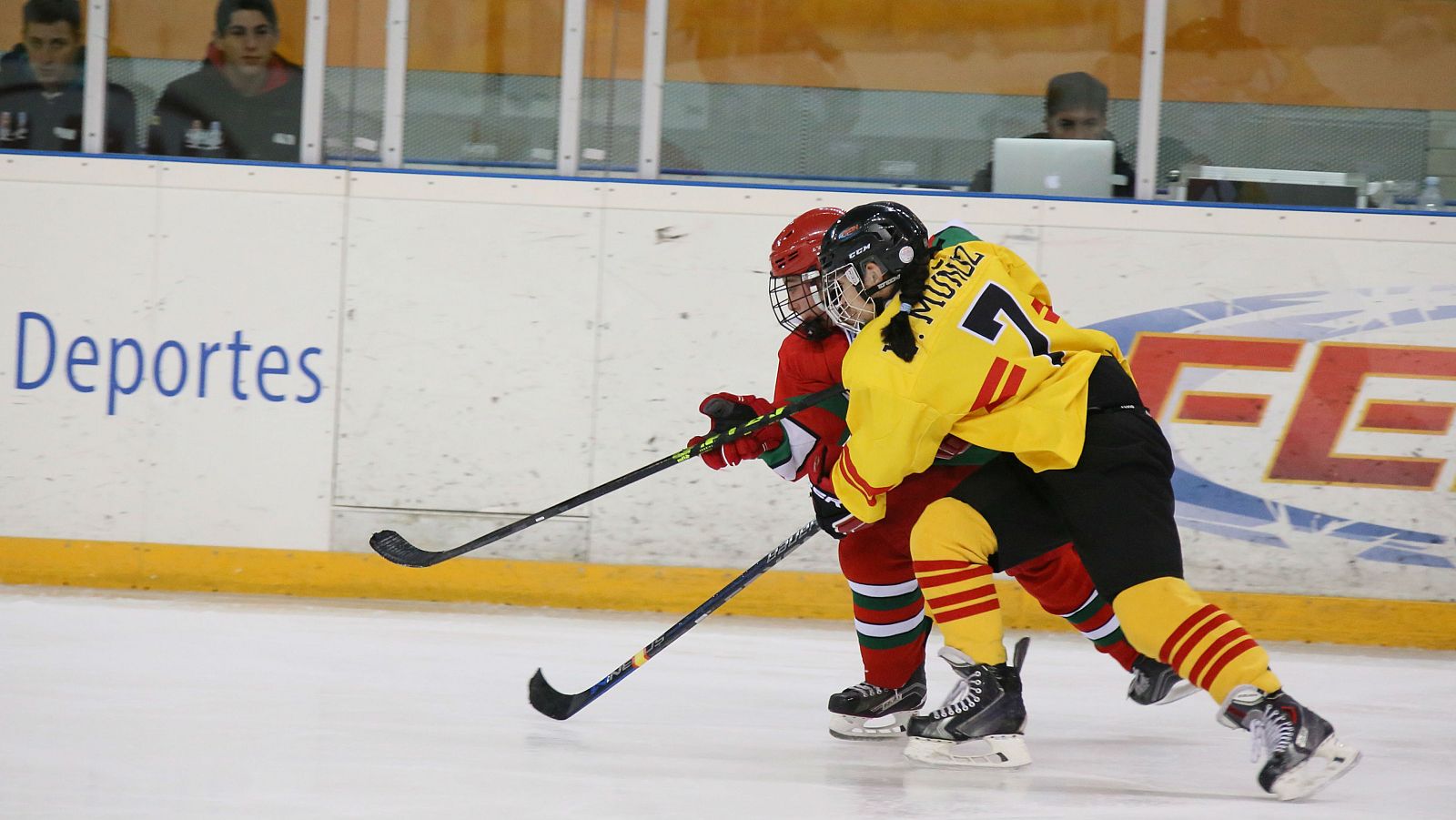 La selección española femenina de hockey disputa el mundial en Valdemoro