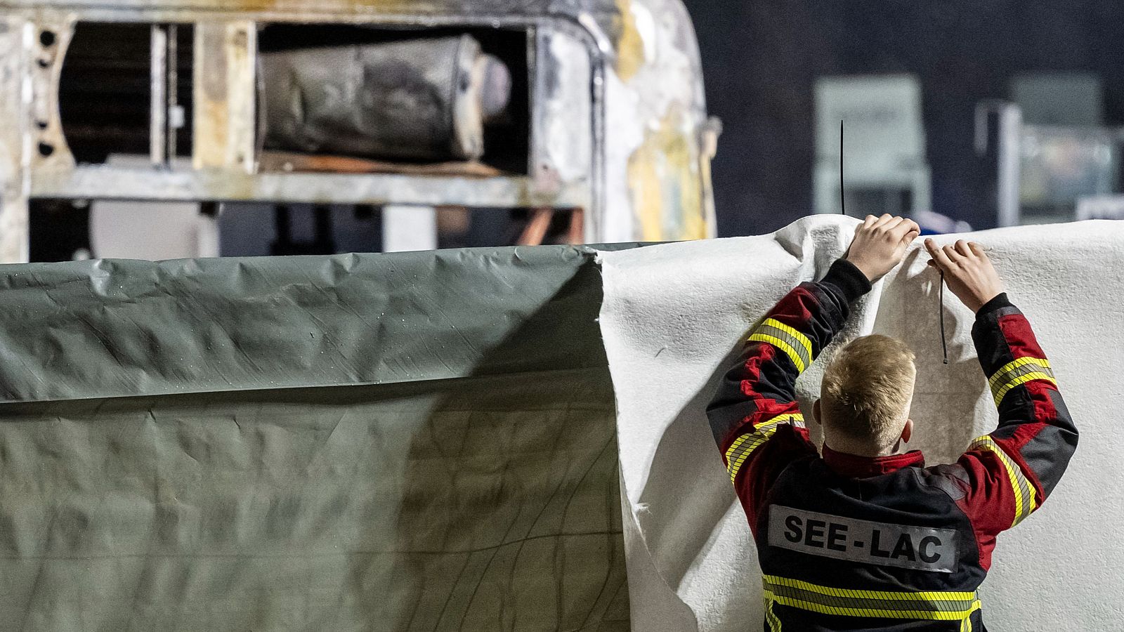 Al menos seis muertos y cuatro heridos en el incendio de un autobús en Suiza