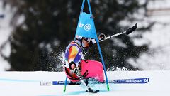 Audrey Pascual se cae en la primera manga y se despide de las medallas en el eslalon gigante