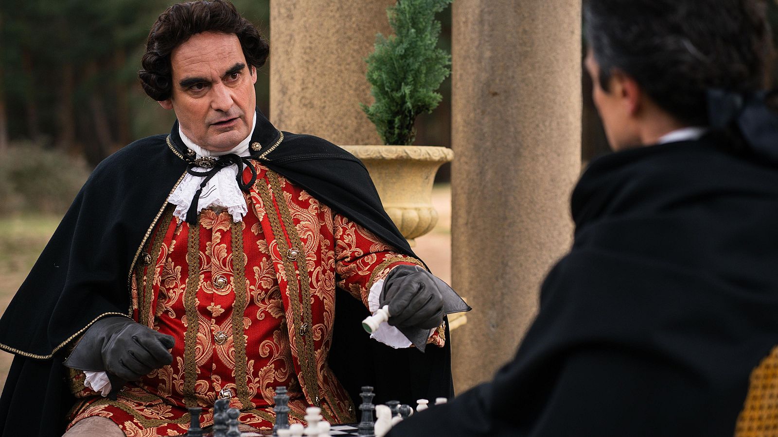 Hernando cree que hay que retirar a Victoria de la partida