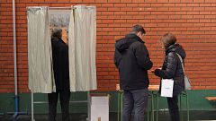 En busca de "inspiración" in situ, sobremesas interesantes y apoderados pasionales: la votación a orillas del Pisuerga