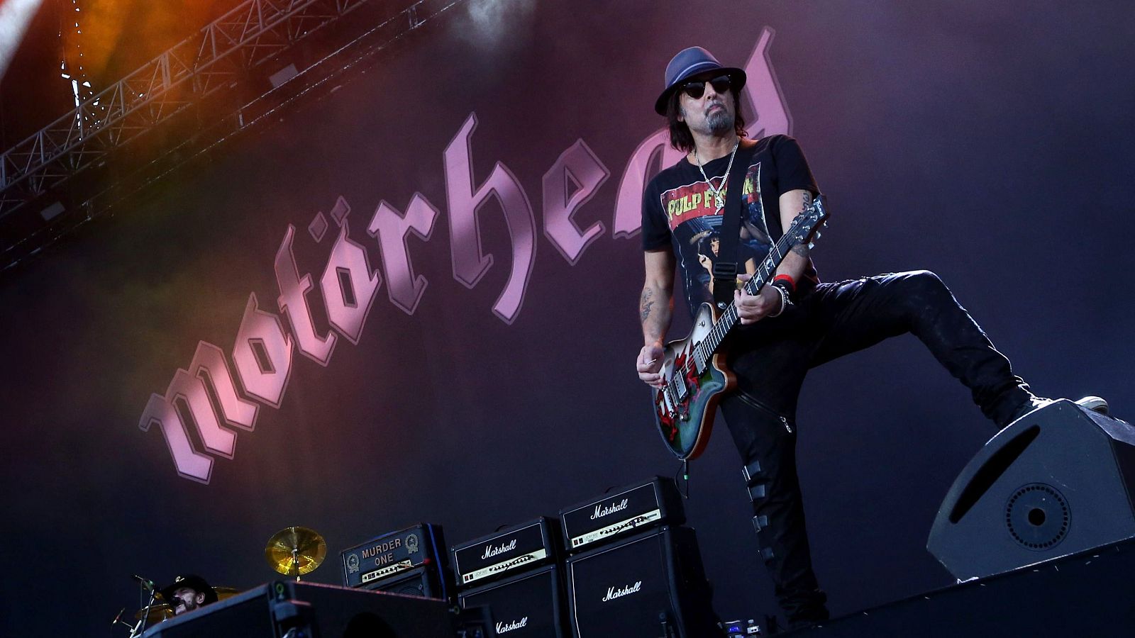 Muere Phil Campbell, guitarrista de Motörhead, a los 64 años