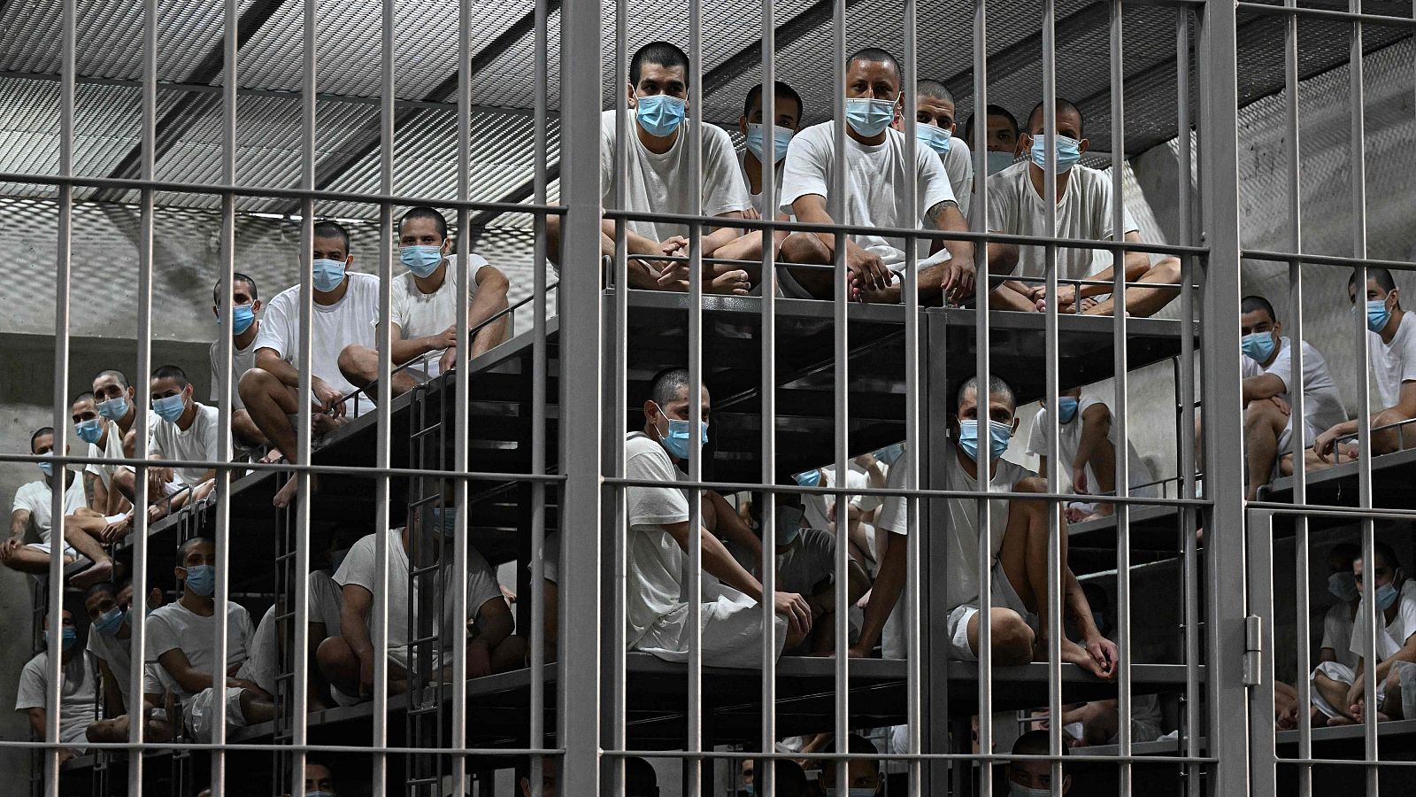 El Congreso de El Salvador aprueba una reforma constitucional que introduce la cadena perpetua