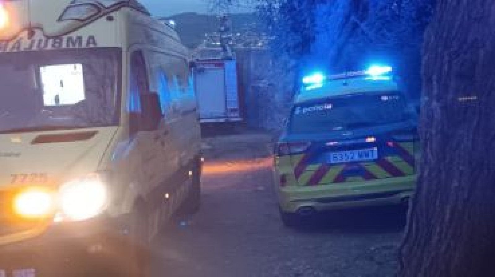 Cuatro jóvenes atrapados tras colapsar la estructura del antiguo Hospital de Esparraguera, Barcelona