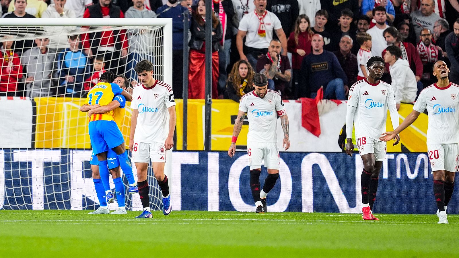 La derrota de Liga ante el Valencia ha provocado la destitución de Almeyda.