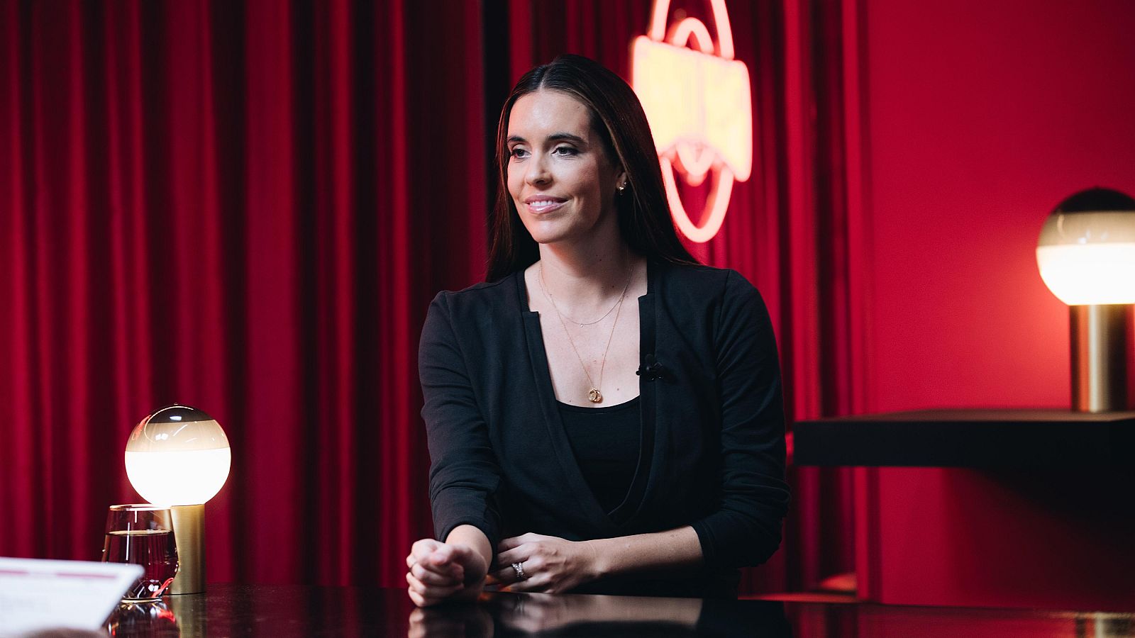 Ona Carbonell, nedadora: "Criar i educar és la feina més difícil que he fet mai"