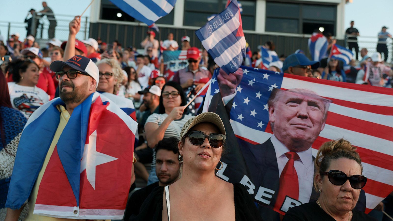 Los cubanos en Florida creen que la hora del cambio ha llegado