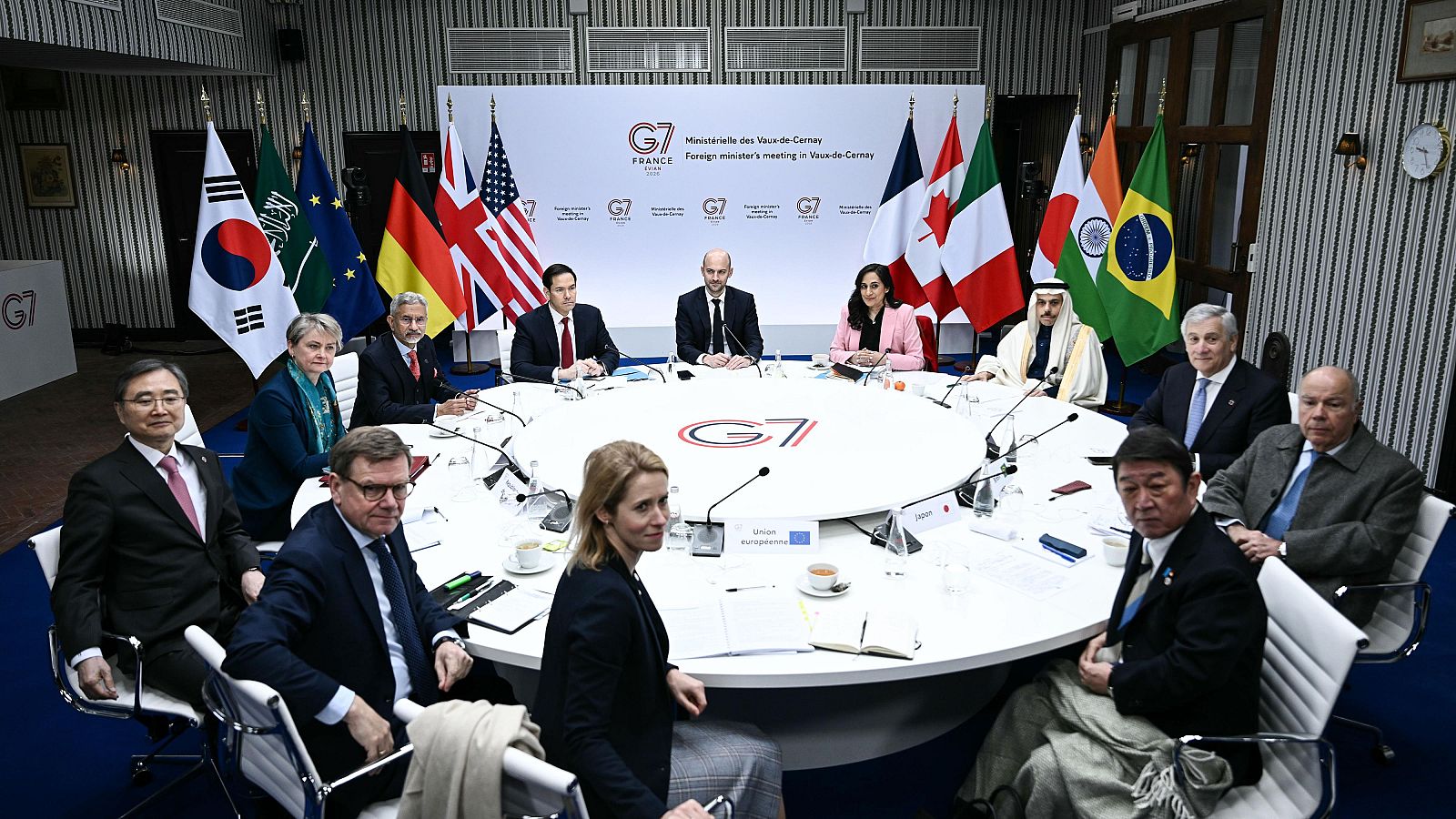 El G7 reclama la "libertad de navegación" en el estrecho de Ormuz