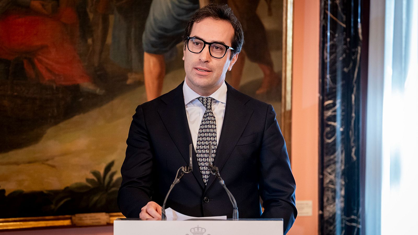 Carlos Cuerpo, tras tomar posesión como vicepresidente: "Voy a seguir tendiendo la mano"