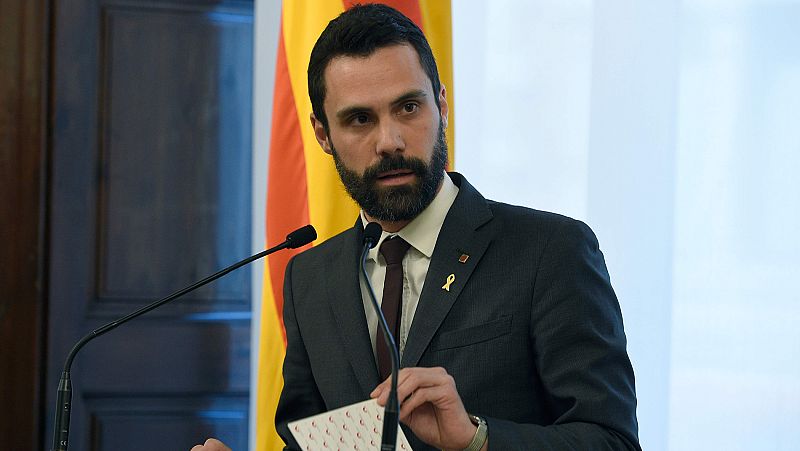 Sànchez renuncia y Torrent abre una nueva ronda de contactos para celebrar la investidura "en los próximos días"