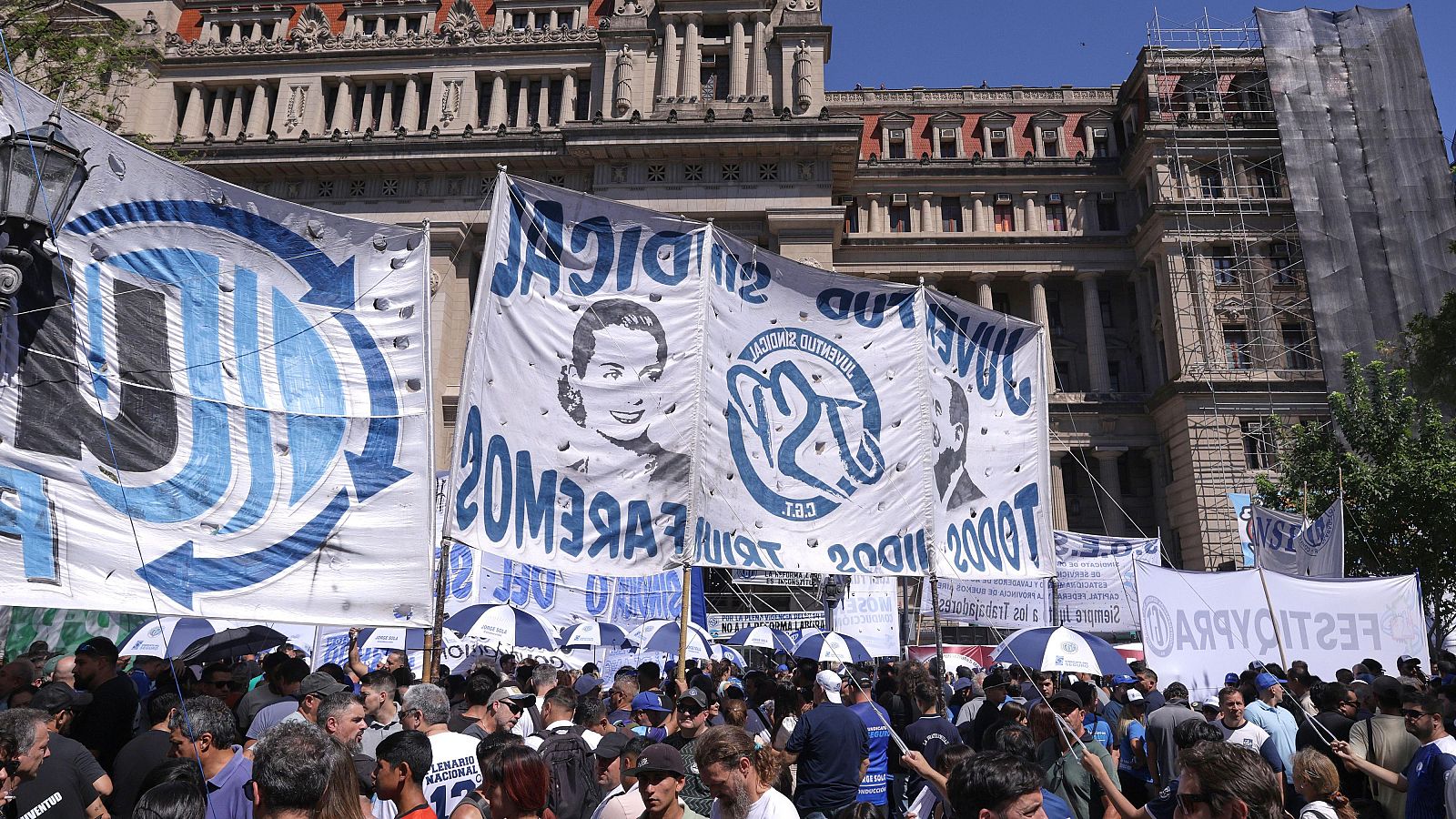 La justicia argentina suspende parcialmente la aplicación de la reforma laboral de Milei