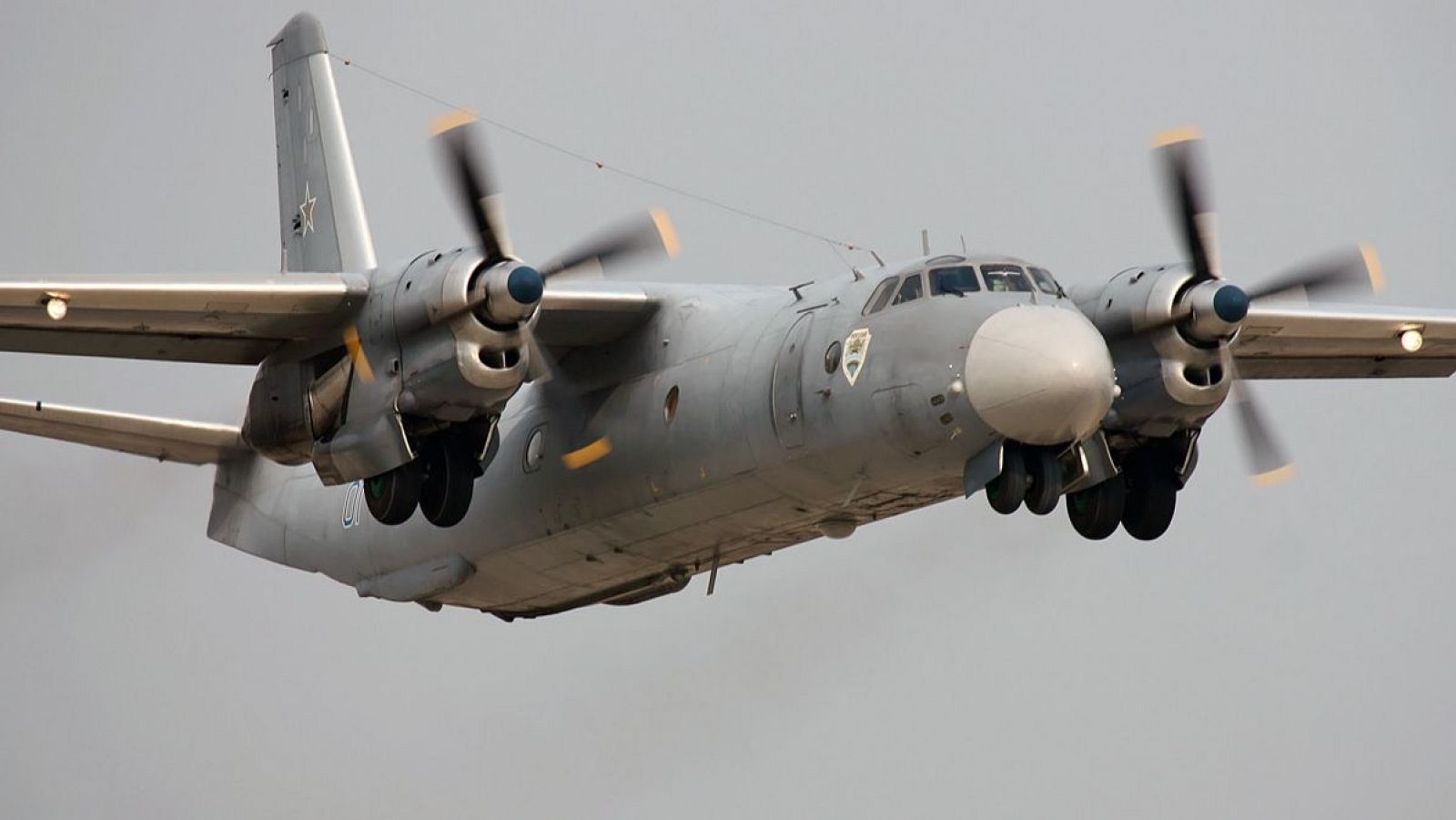 Un avión militar ruso se estrella en Crimea y mueren sus 29 ocupantes