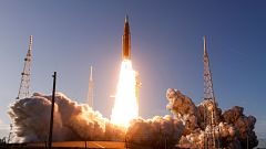Despega Artemis II, la primera misión que lleva al ser humano a la Luna en más de 50 años