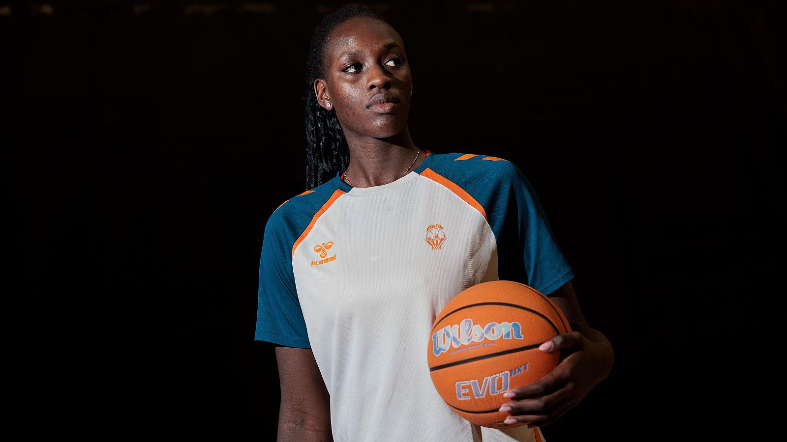 Awa Fam, jugadora del Valencia Basket.