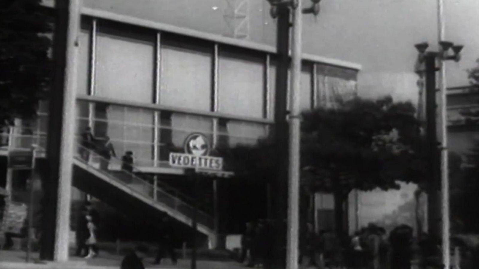 Maqueta del Pavelló de la República de 1937 a la Fundació Joan Miró de Barcelona.