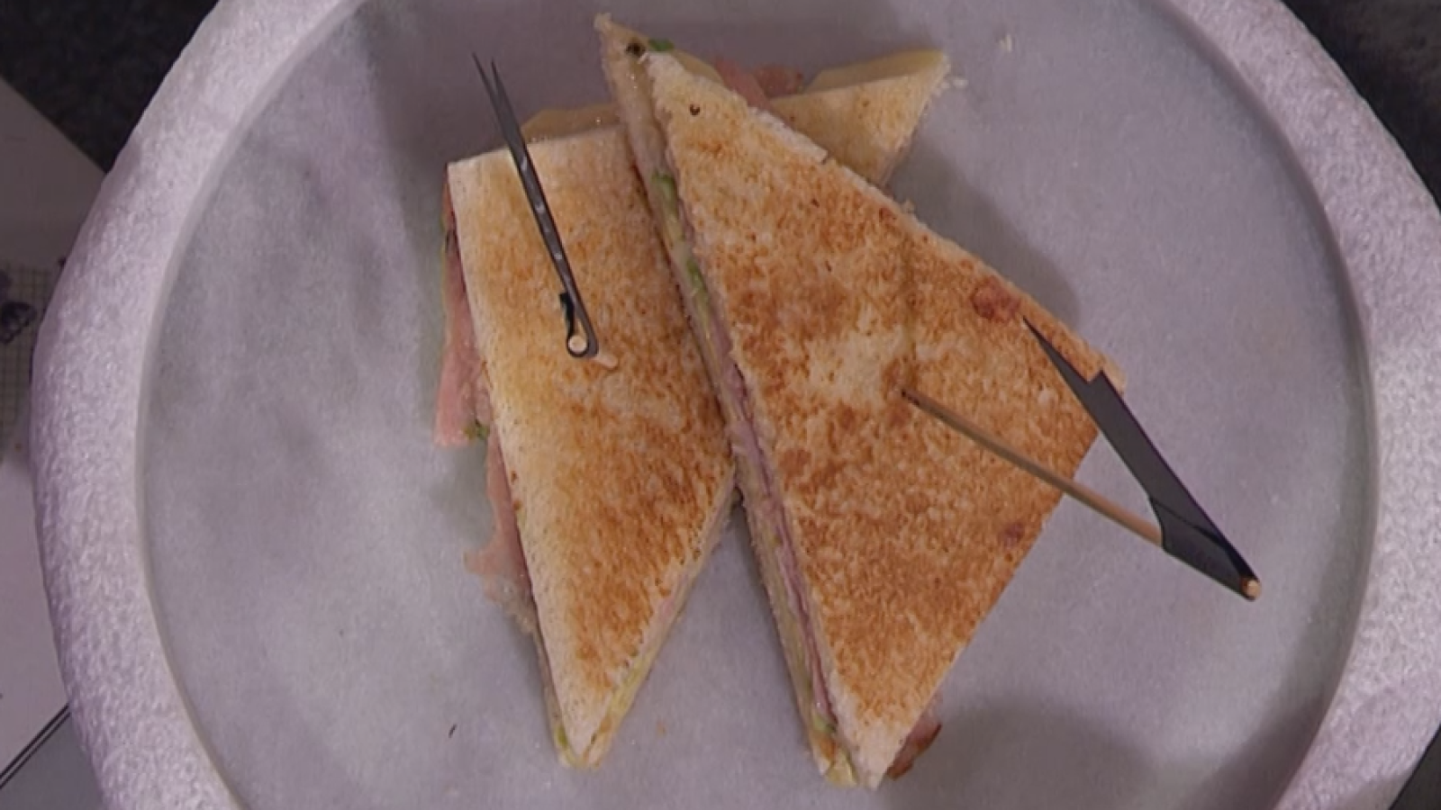 Receta de bikini de mortadela trufada y queso de Gema en MasterChef 14