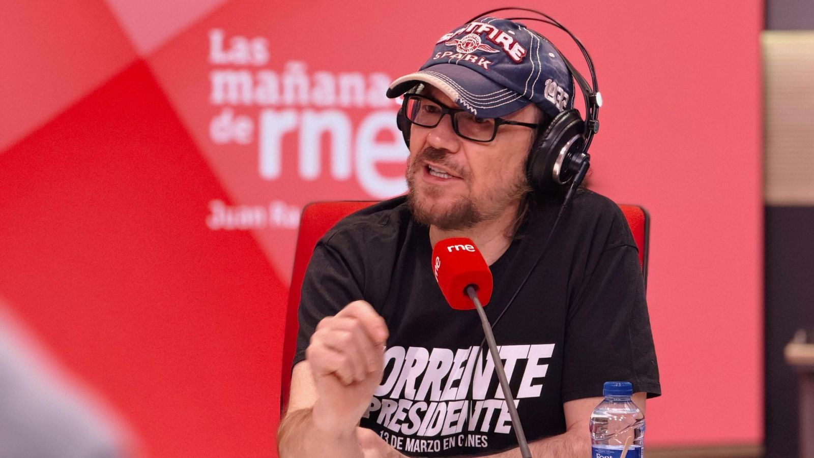 Santiago Segura, en un momento de su entrevista en 'Las mañanas de RNE'.