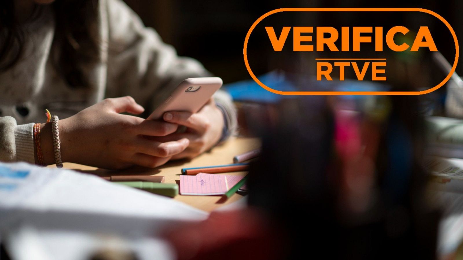 Cómo cambia el cerebro de los menores adictos a las redes sociales