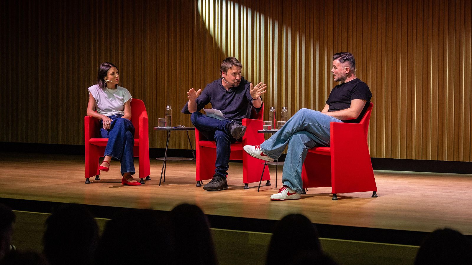 El portaveu d'ERC al Congrés, Gabriel Rufián, i l'eurodiputada de Podem Irene Montero presenten a Barcelona la proposta per un front d'esquerres