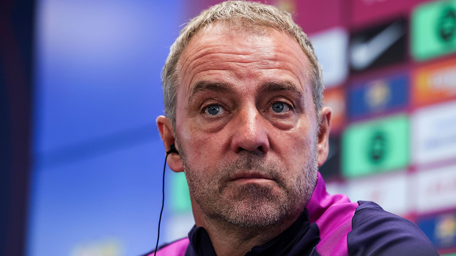 El entrenador del Barça, Hansi Flick, durante la rueda de prensa previa al derbi.