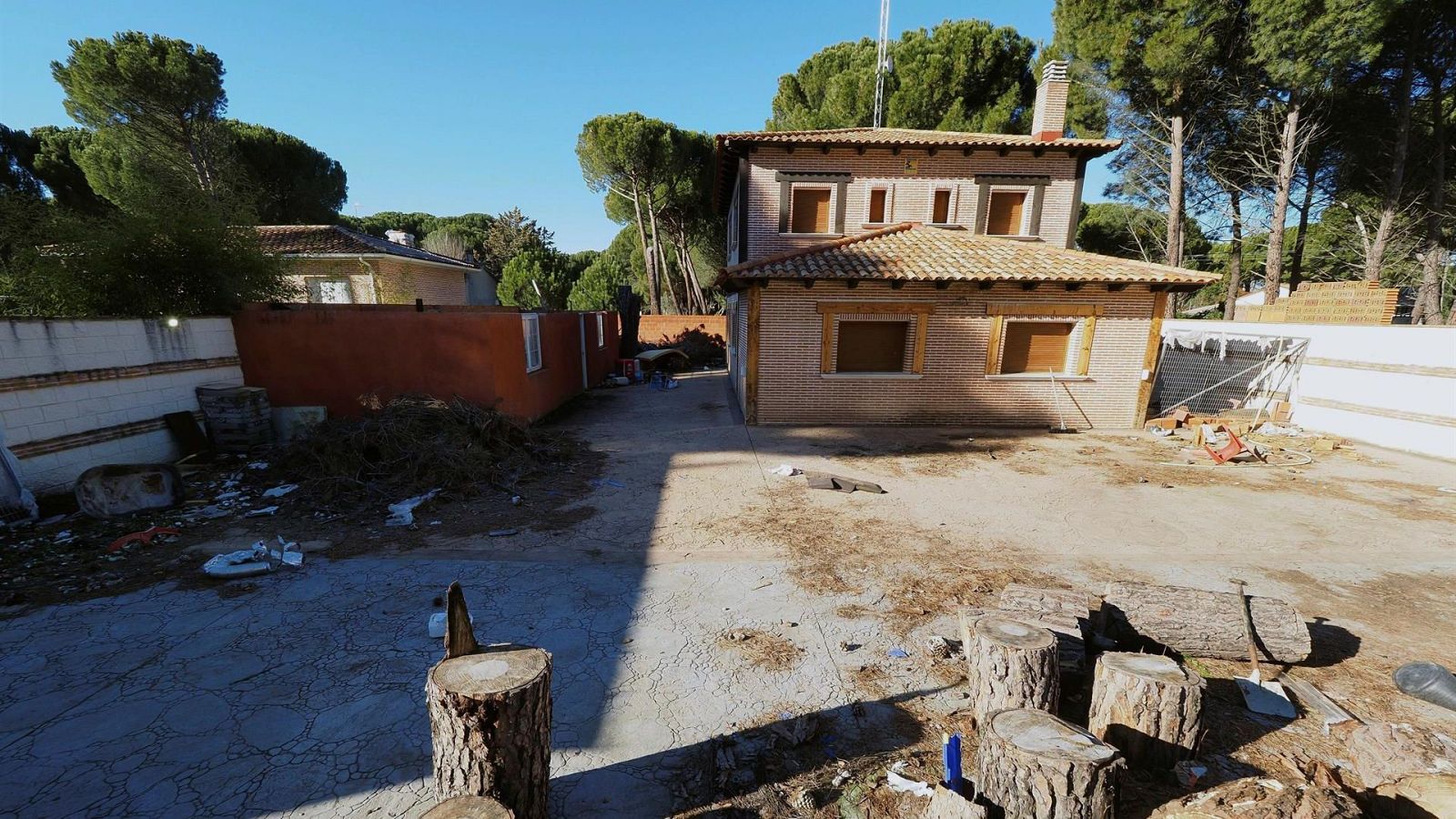 Encuentran un zulo en la antigua vivienda del sospechoso del crimen de Esther López en Traspinedo