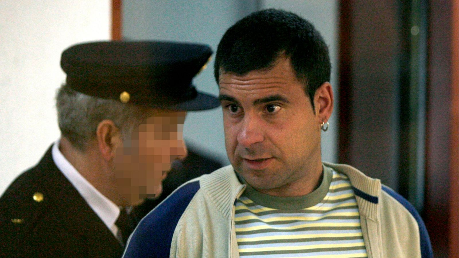 El etarra Jon Bienzobas (d) en una imagen de archivo de 2007