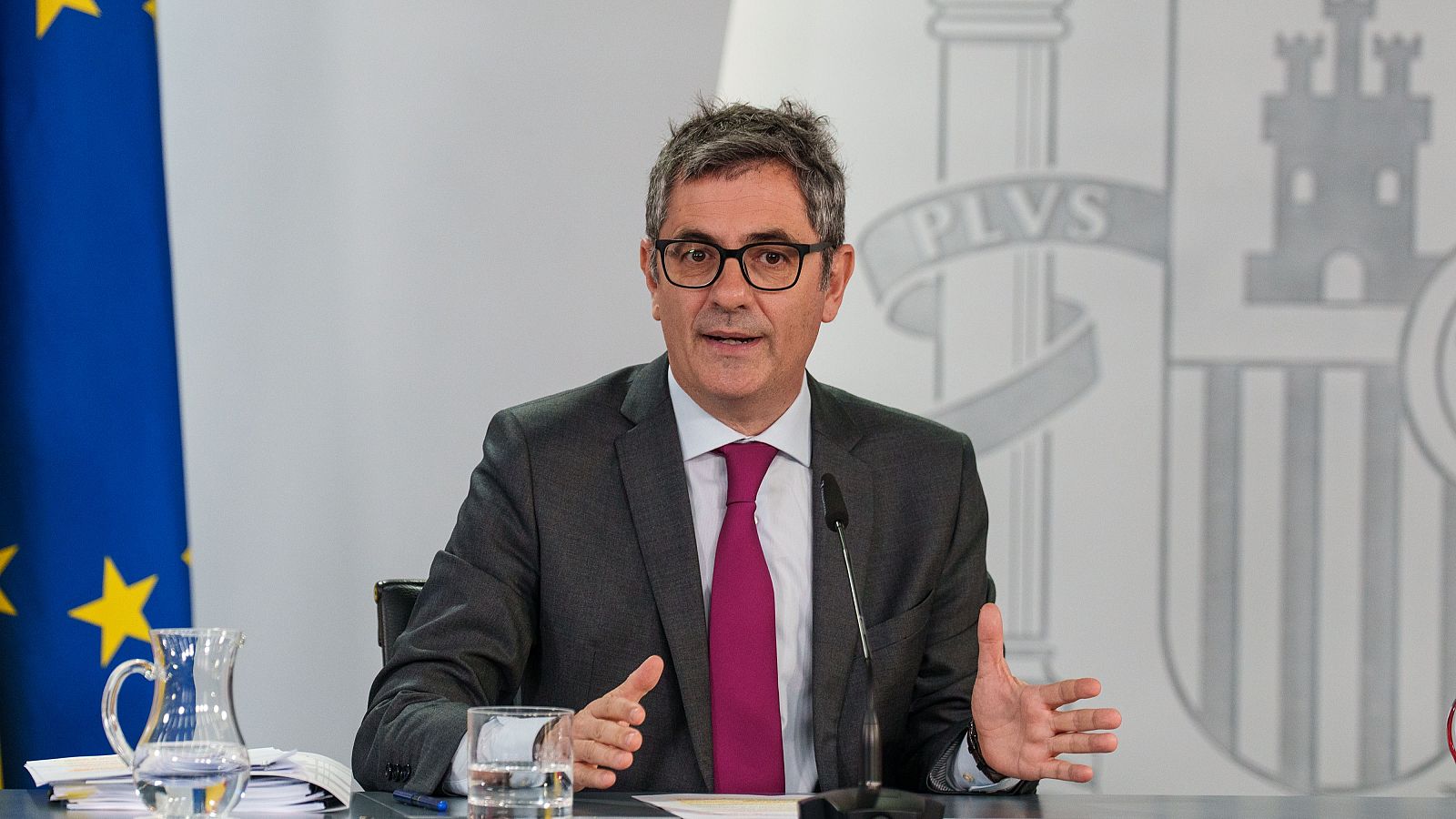 El ministro de la Presidencia, Justicia y Relaciones con las Cortes, Félix Bolaños, durante la rueda de prensa tras el Consejo de Ministros.
