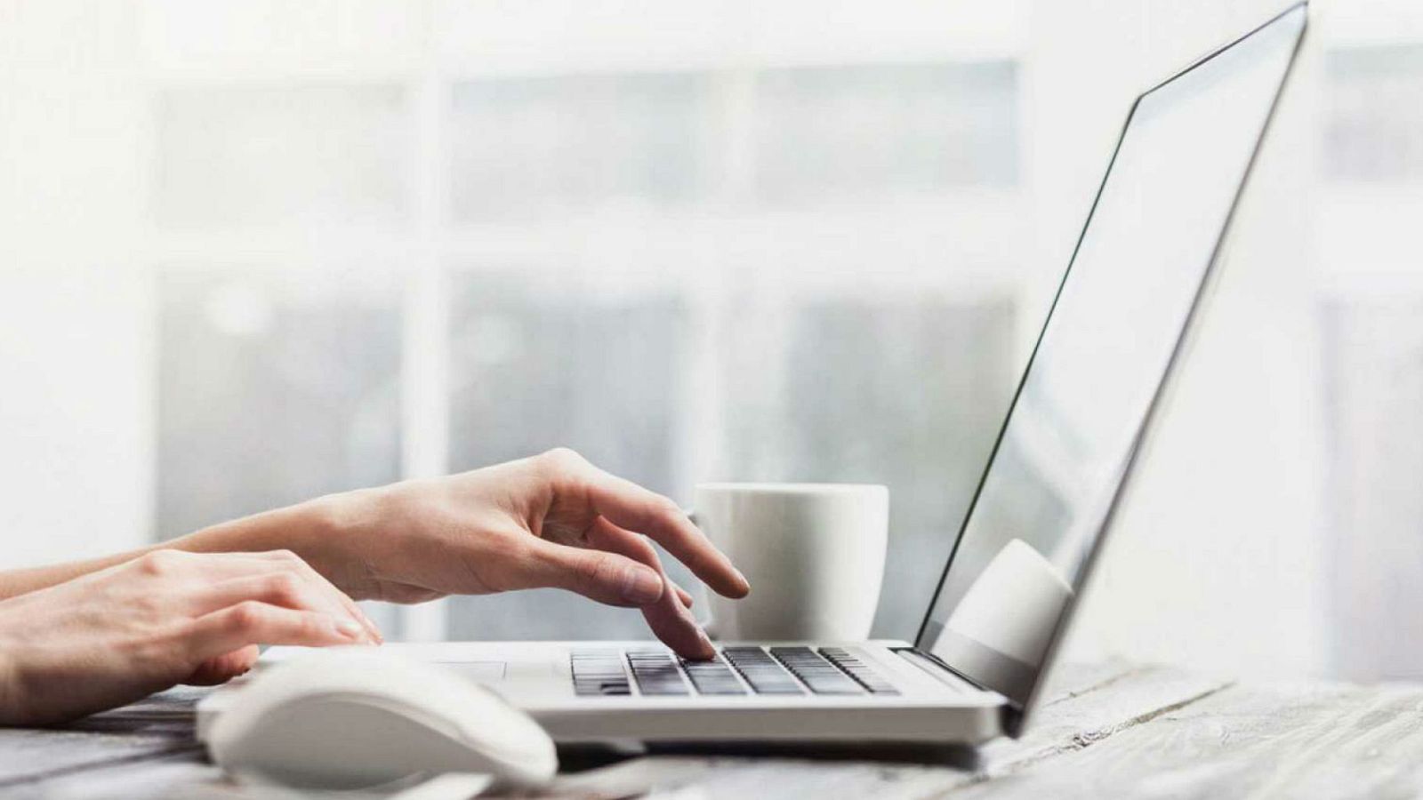 Les persones que teletreballen prioritzen aquesta opció a cobrar més