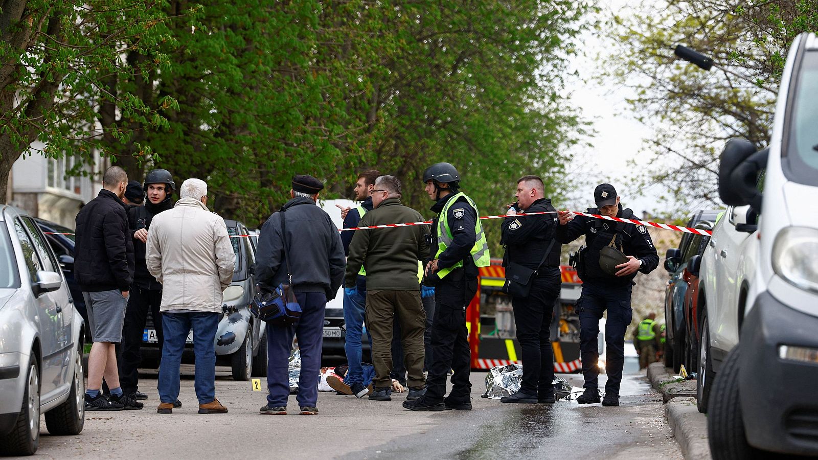 Al menos cinco muertos y diez heridos en un tiroteo dentro de un supermercado de Kiev