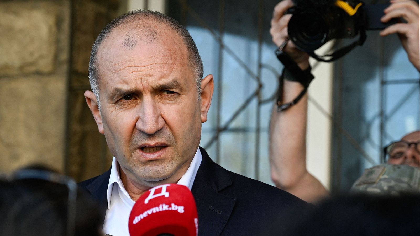 Rumen Radev, un exmilitar prorruso que admira a Orbán para conducir Bulgaria hacia la estabilidad