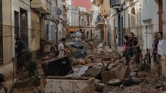 La jefa de Protección Civil dice que intentó sugerir el Es-Alert una hora y media antes de que se enviara la alerta