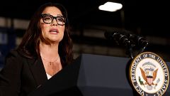Dimite la secretaria de Trabajo del Gobierno de Trump en medio de investigaciones en su contra
